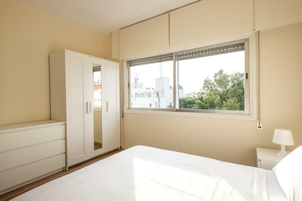 Spacious 2Bdr @ Mackenzie Larnaca Bagian luar foto